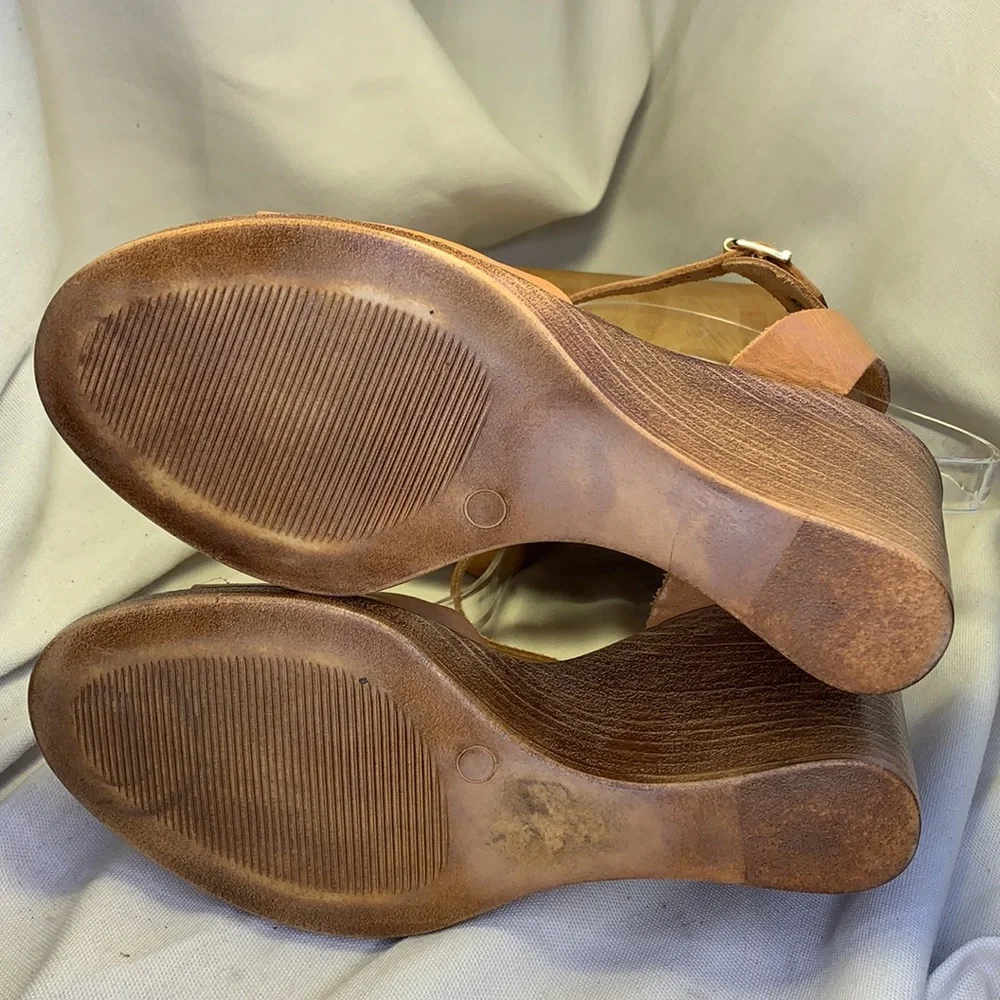 Barbara Barbieri leather wedge sandal ankle strap